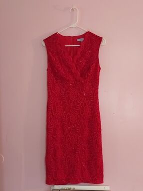 Elegant Red Lace Midi Dress by  Prosecco